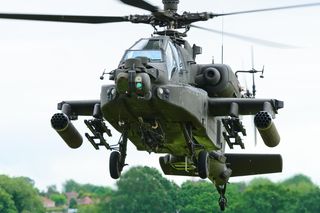 Już są w Polsce. Apache dotarły do naszego kraju 